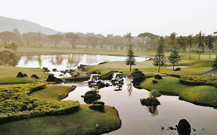 馬拉拉雅特山高爾夫鄉村俱樂部球場 Mount Malarayat Golf & Country Club